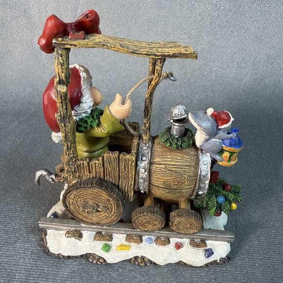 Disney Snow White And The Seven Dwarfs Christmas Train Set Danbury Mint 5 Cars - Picture 11 of 16